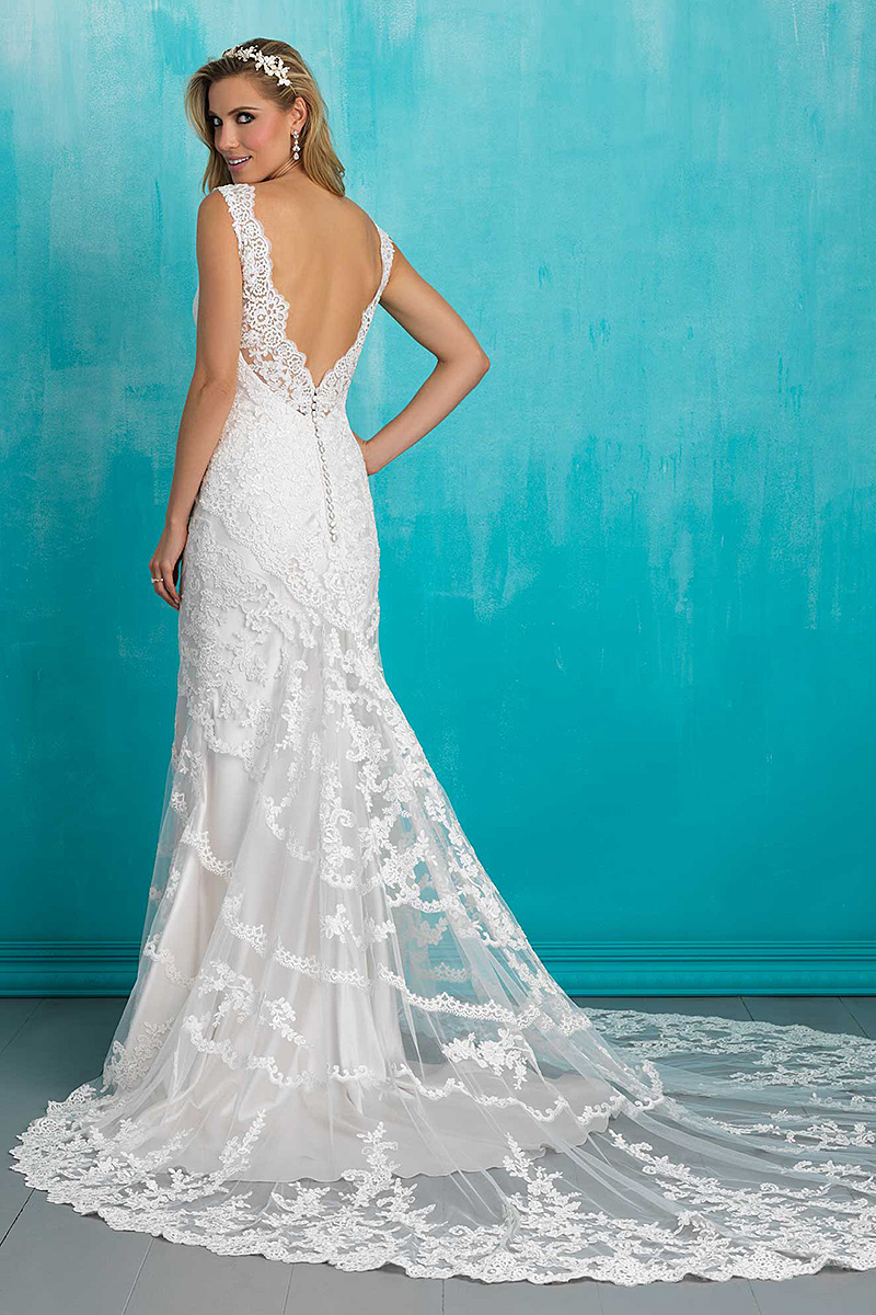 Allure 9304 white weddng dress