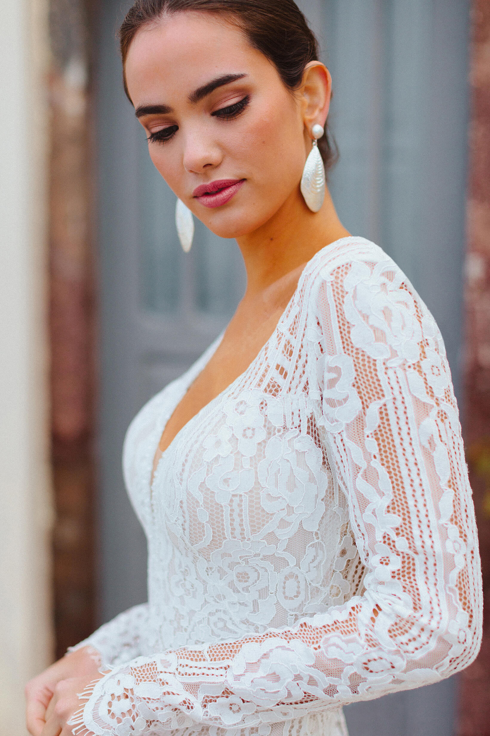 F166 Valentina Wilderly Bride Long Sleeve Wedding Dress