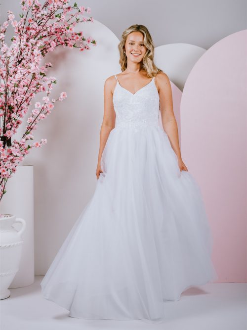 ballgown Elegant soft tulle skirt with delightful lace and straps