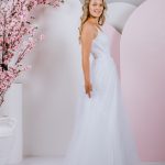 ballgown Elegant soft tulle skirt with delightful lace and straps