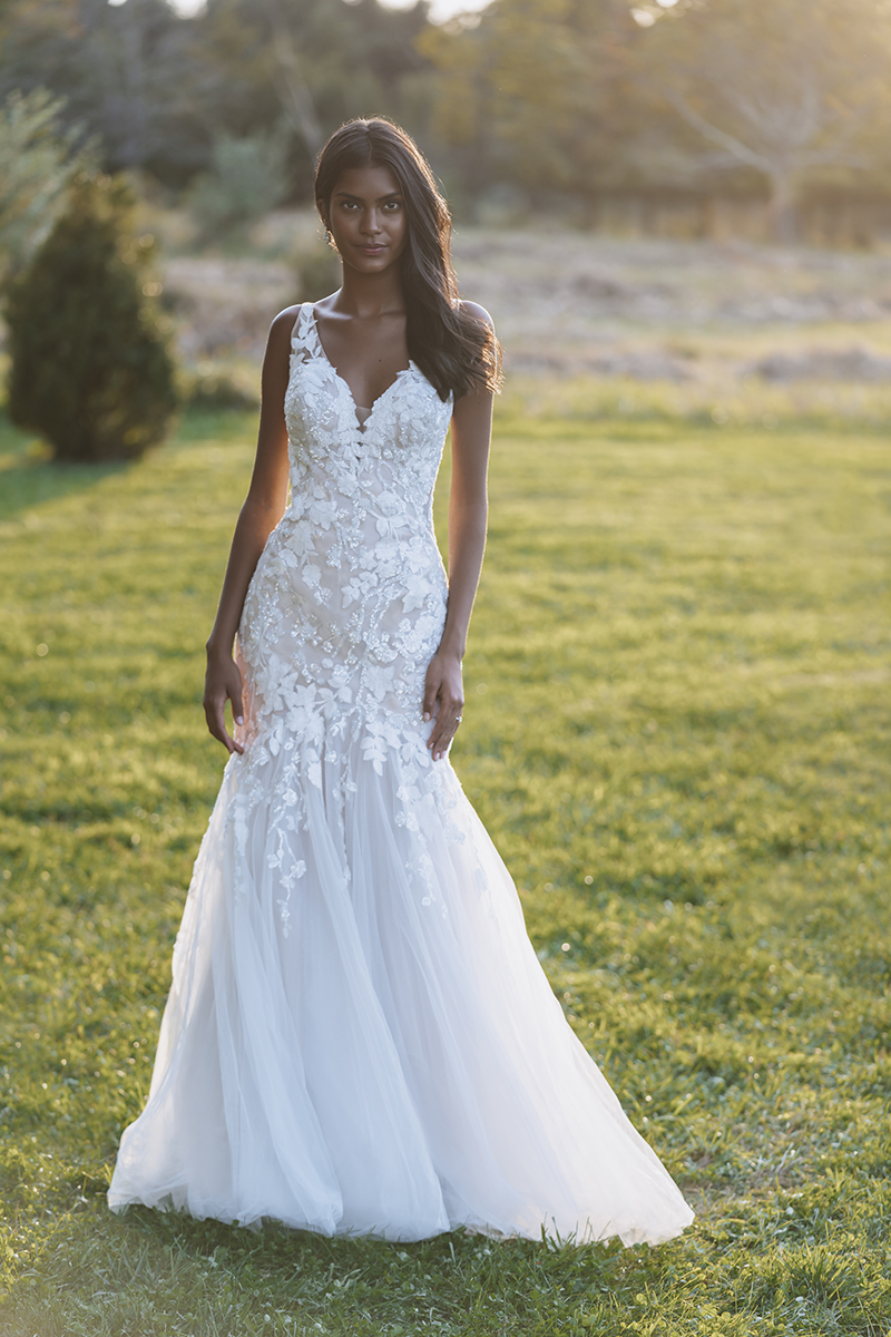 9913 Allure Bridals Fit and Flare Weding Dress