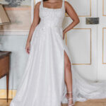 A-line silhouette Wedding Dress
