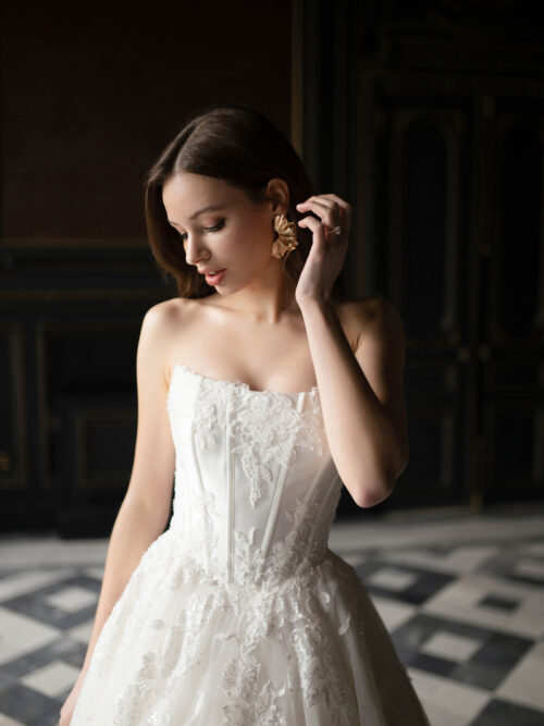 E555 Abella Sparkle Tulle Ballgown Bridal Gown